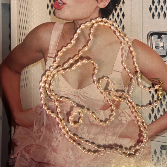 Rice pearl necklace with 14k gold clasp 38” - Picture 2 of 8